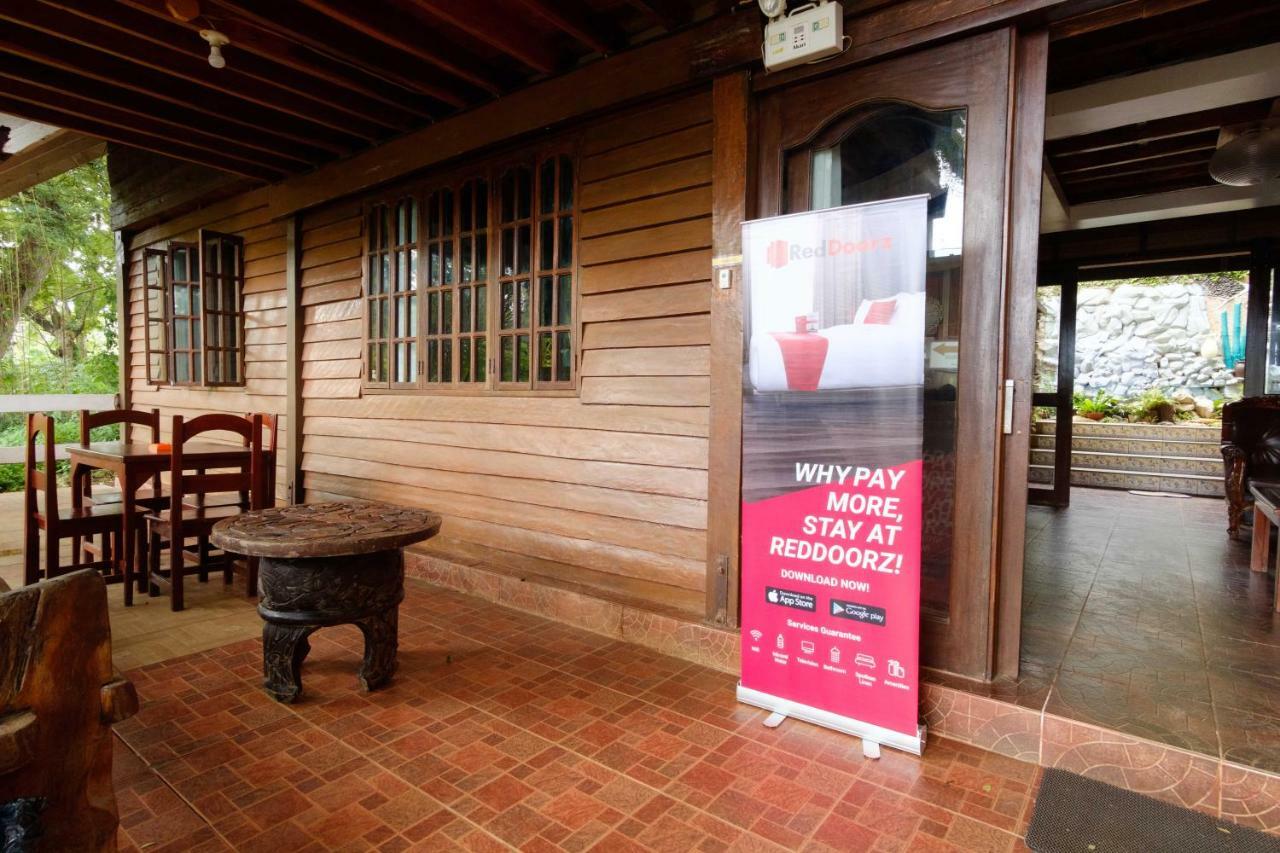 Reddoorz Premium @ Abueg Road Extension Puerto Princesa Exterior photo