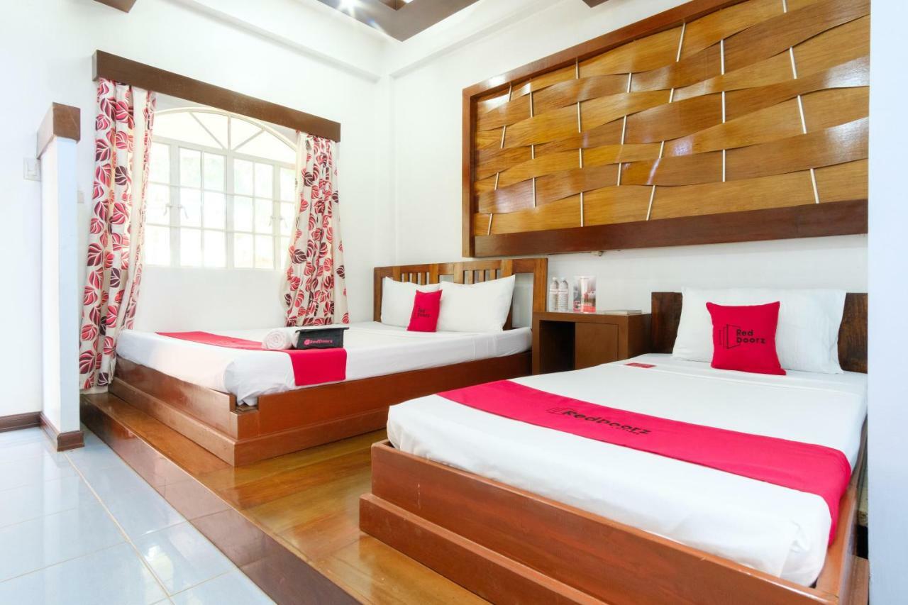 Reddoorz Premium @ Abueg Road Extension Puerto Princesa Exterior photo